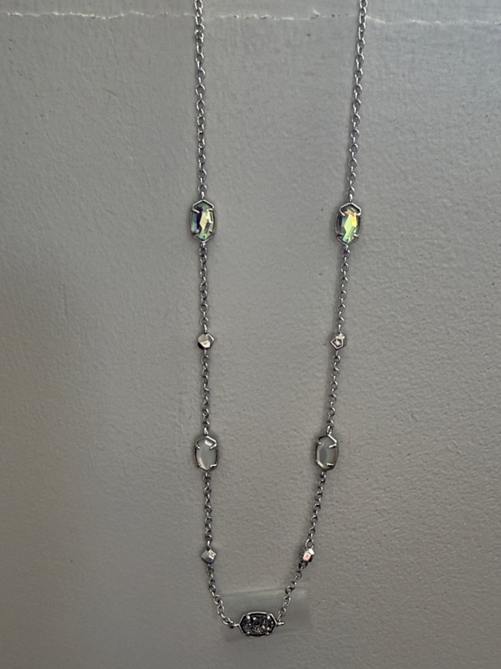 Kendra Scott Silver Iridescent Station Necklace